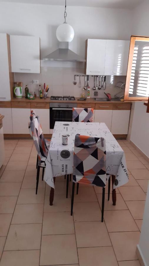 הוילה טיסנו House " Bond " מראה חיצוני תמונה