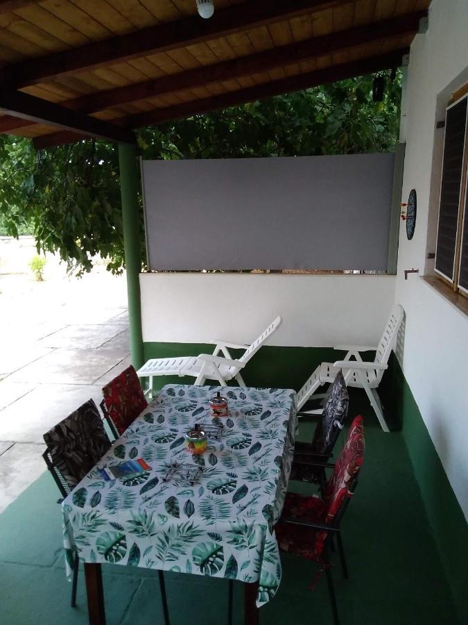 הוילה טיסנו House " Bond " מראה חיצוני תמונה